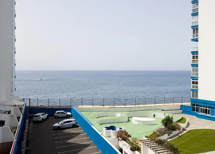 Home2book Relaxing Coastal With Terrace *